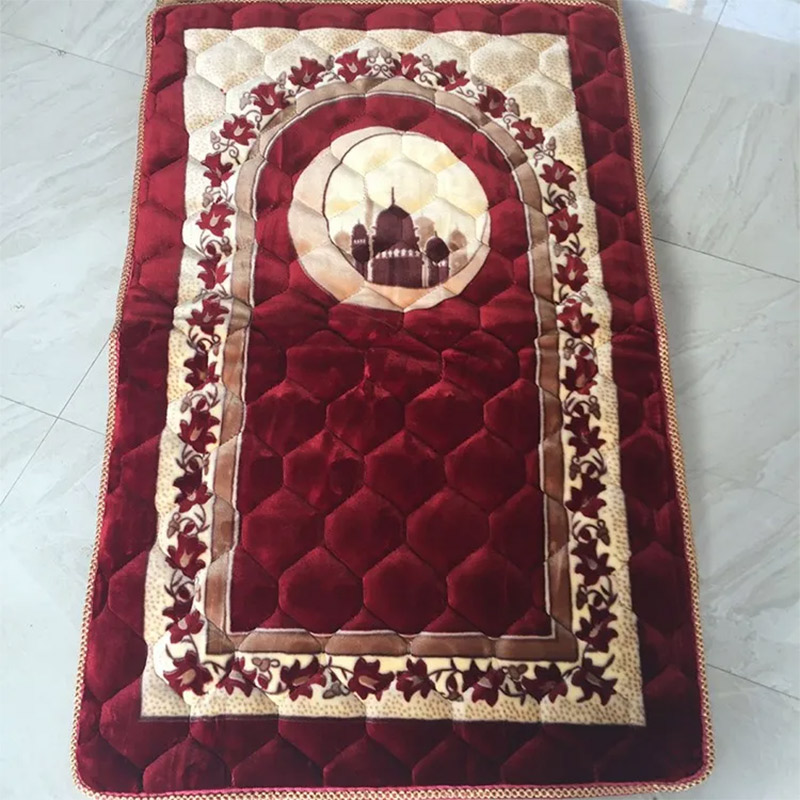 Ourwarm-Custom-Islamic-Travel-Foldable-Padded-Velvet-Thick-Rug-Muslim-Prayer-Mat-Turkish-Gift-Set-1